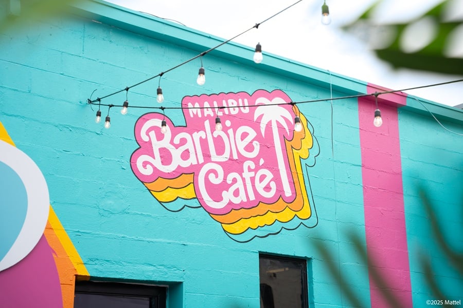 Malibu Barbie Cafe